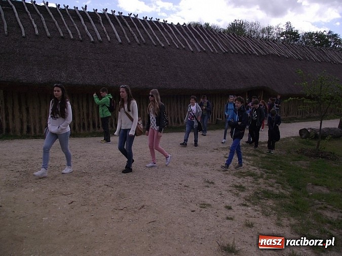 Zdjęcie w galerii na portalu naszraciborz.pl: Czeladnicy piernikarium na piastowskim szlaku  wiadomości z regionu