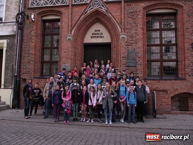 Zdjęcie w galerii na portalu naszraciborz.pl: Czeladnicy piernikarium na piastowskim szlaku  wiadomości z regionu