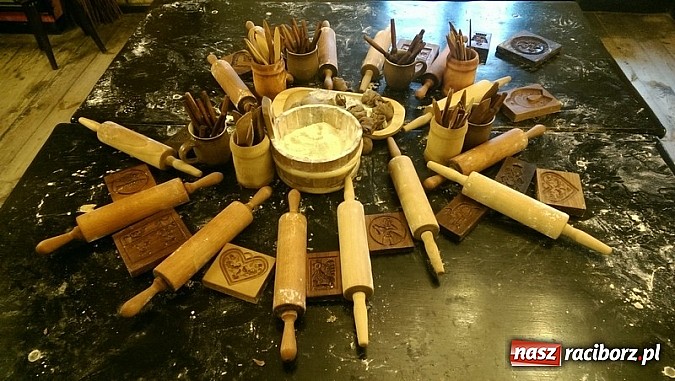 Zdjęcie w galerii na portalu naszraciborz.pl: Czeladnicy piernikarium na piastowskim szlaku  wiadomości z regionu