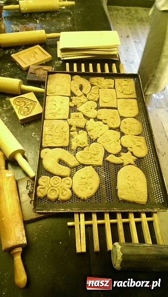 Zdjęcie w galerii na portalu naszraciborz.pl: Czeladnicy piernikarium na piastowskim szlaku  wiadomości z regionu