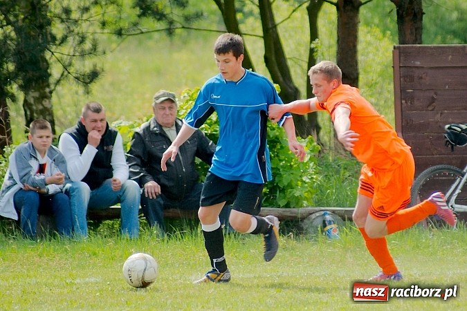 Zdjęcie w galerii na portalu naszraciborz.pl: Płomień Siedliska niestraszny Adamowicom wiadomości z regionu