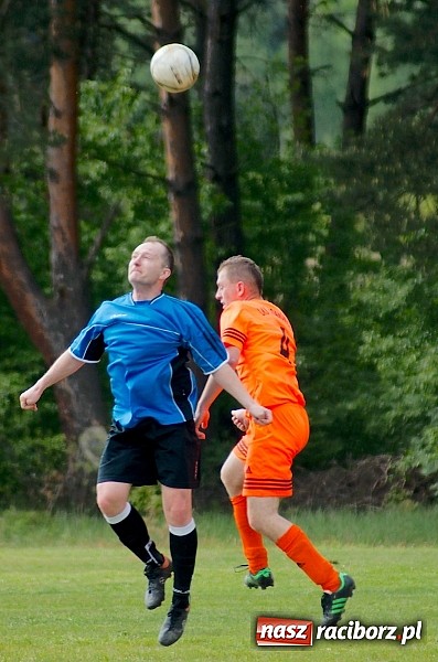 Zdjęcie w galerii na portalu naszraciborz.pl: Płomień Siedliska niestraszny Adamowicom wiadomości z regionu
