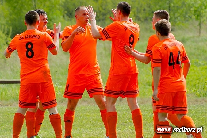 Zdjęcie w galerii na portalu naszraciborz.pl: Płomień Siedliska niestraszny Adamowicom wiadomości z regionu