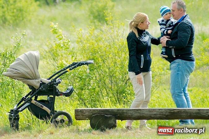 Zdjęcie w galerii na portalu naszraciborz.pl: Płomień Siedliska niestraszny Adamowicom wiadomości z regionu