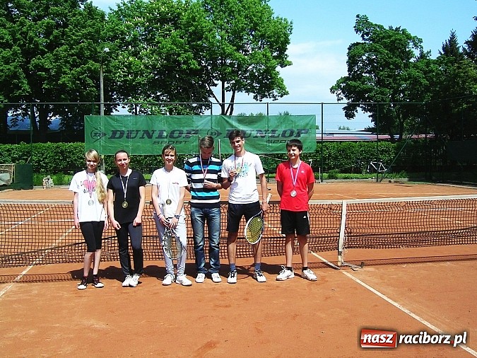 Zdjęcie w galerii na portalu naszraciborz.pl: Sukces tenisistów TKKF RAFAKO  wiadomości z regionu