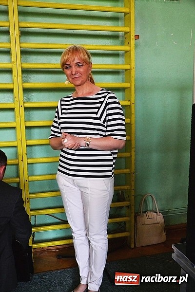 Zdjęcie w galerii na portalu naszraciborz.pl: Pięć godzin świetnej zabawy na nowej scenie! Festyn rodzinny w ZSO Rudy!  wiadomości z regionu