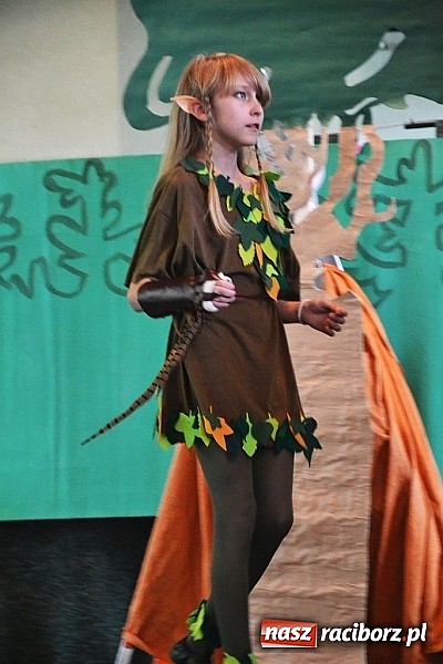 Zdjęcie w galerii na portalu naszraciborz.pl: Pięć godzin świetnej zabawy na nowej scenie! Festyn rodzinny w ZSO Rudy!  wiadomości z regionu