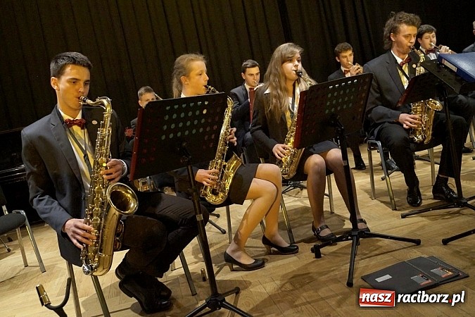 Zdjęcie w galerii na portalu naszraciborz.pl: Młodzi zdolni, czyli koncert dwóch orkiestr w RCK wiadomości z regionu