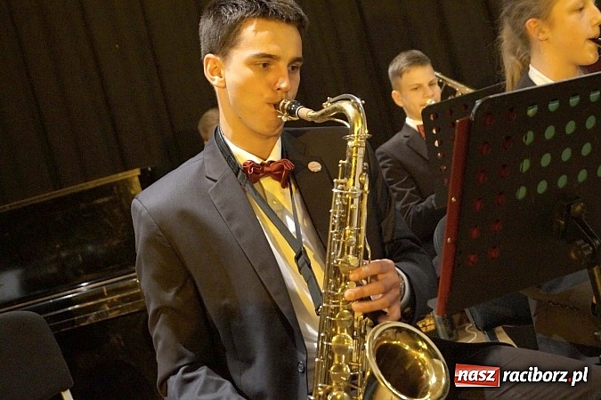 Zdjęcie w galerii na portalu naszraciborz.pl: Młodzi zdolni, czyli koncert dwóch orkiestr w RCK wiadomości z regionu