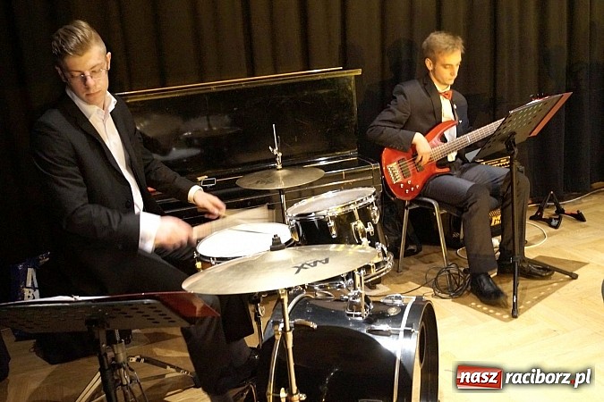 Zdjęcie w galerii na portalu naszraciborz.pl: Młodzi zdolni, czyli koncert dwóch orkiestr w RCK wiadomości z regionu