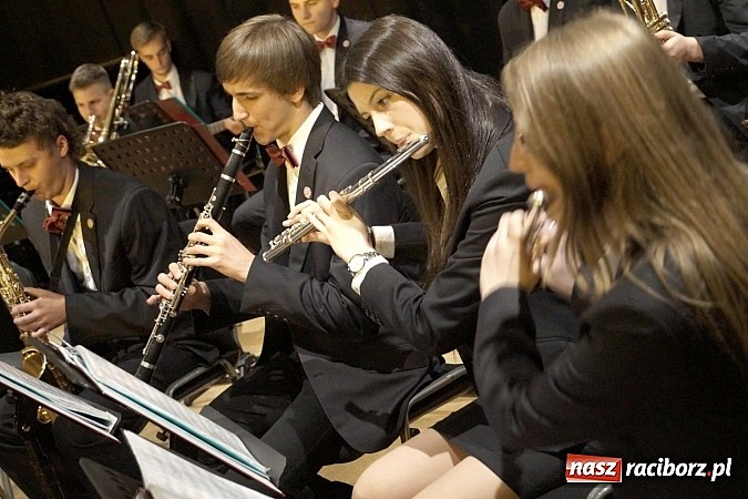 Zdjęcie w galerii na portalu naszraciborz.pl: Młodzi zdolni, czyli koncert dwóch orkiestr w RCK wiadomości z regionu