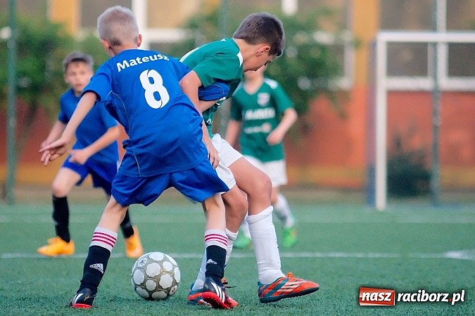 Zdjęcie w galerii na portalu naszraciborz.pl: Strzelanina przy Kasprowicza. Pietrowicki Start na kolanach wiadomości z regionu