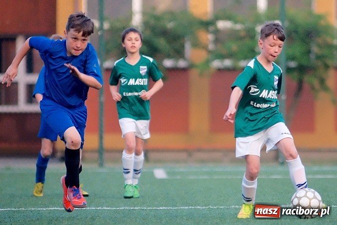 Zdjęcie w galerii na portalu naszraciborz.pl: Strzelanina przy Kasprowicza. Pietrowicki Start na kolanach wiadomości z regionu