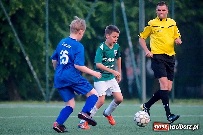 Zdjęcie w galerii na portalu naszraciborz.pl: Strzelanina przy Kasprowicza. Pietrowicki Start na kolanach wiadomości z regionu