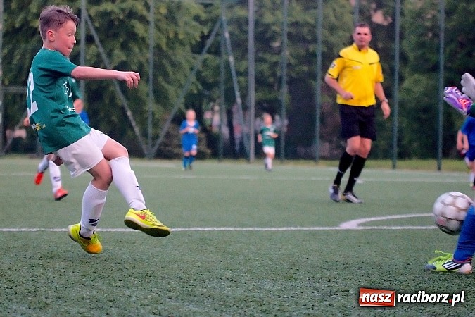 Zdjęcie w galerii na portalu naszraciborz.pl: Strzelanina przy Kasprowicza. Pietrowicki Start na kolanach wiadomości z regionu