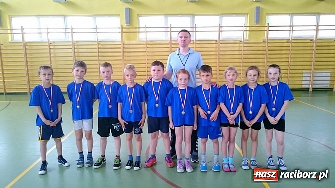 Zdjęcie w galerii na portalu naszraciborz.pl: W Pawłowie spotkali się sympatycy szczypiorniaka wiadomości z regionu