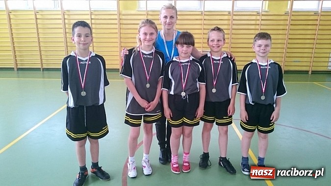 Zdjęcie w galerii na portalu naszraciborz.pl: W Pawłowie spotkali się sympatycy szczypiorniaka wiadomości z regionu