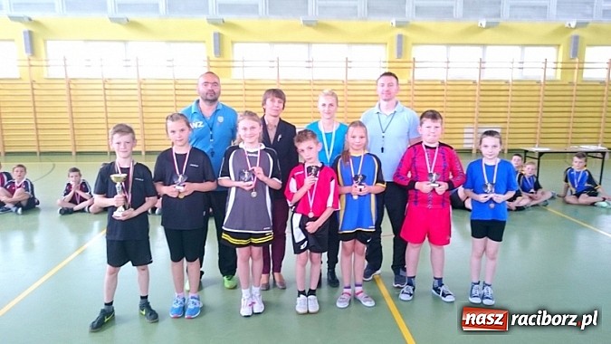 Zdjęcie w galerii na portalu naszraciborz.pl: W Pawłowie spotkali się sympatycy szczypiorniaka wiadomości z regionu