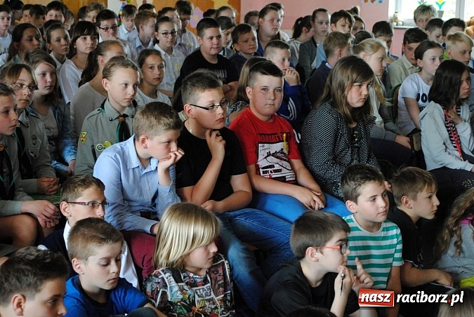 Zdjęcie w galerii na portalu naszraciborz.pl: Eugeniusz i… Lolek. Przyjaciel Karola Wojtyły gości dzisiaj w Kietrzu   wiadomości z regionu