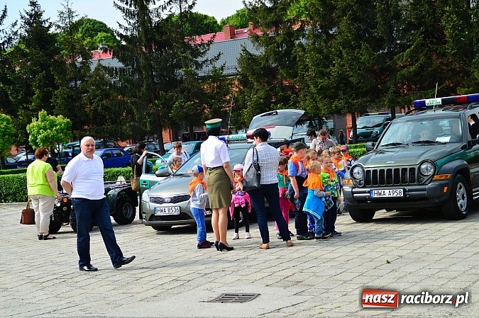 Zdjęcie w galerii na portalu naszraciborz.pl: Dzień otwartych koszar w Straży Granicznej wiadomości z regionu