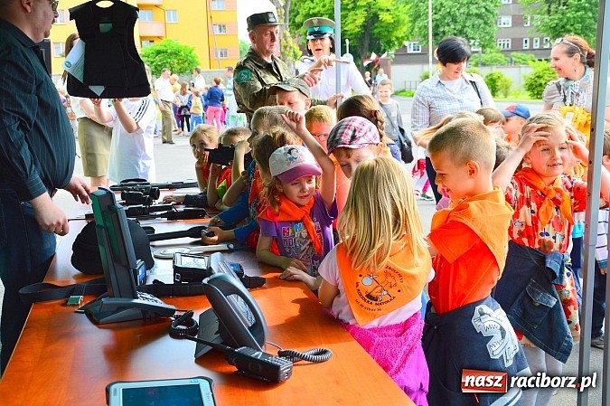 Zdjęcie w galerii na portalu naszraciborz.pl: Dzień otwartych koszar w Straży Granicznej wiadomości z regionu
