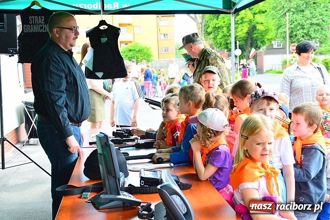 Zdjęcie w galerii na portalu naszraciborz.pl: Dzień otwartych koszar w Straży Granicznej wiadomości z regionu