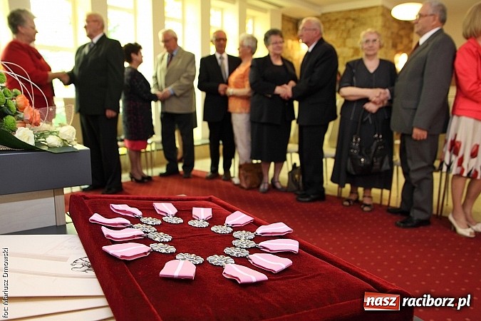 Zdjęcie w galerii na portalu naszraciborz.pl: Wspomnień czar, czyli Złote Gody w Urzędzie Stanu Cywilnego wiadomości z regionu