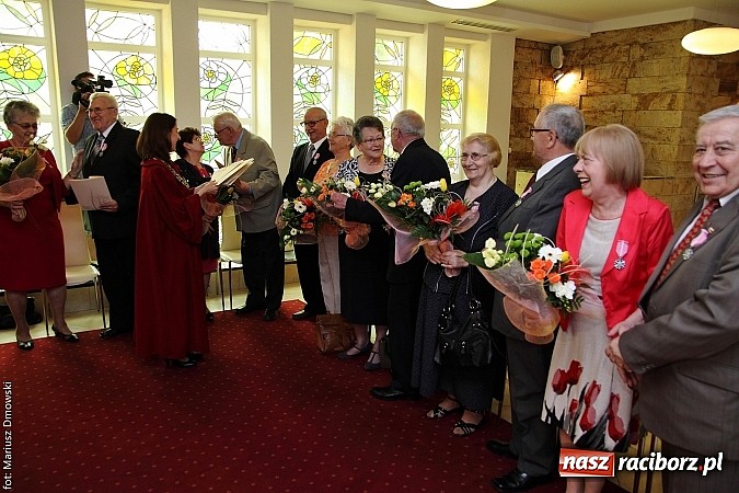 Zdjęcie w galerii na portalu naszraciborz.pl: Wspomnień czar, czyli Złote Gody w Urzędzie Stanu Cywilnego wiadomości z regionu