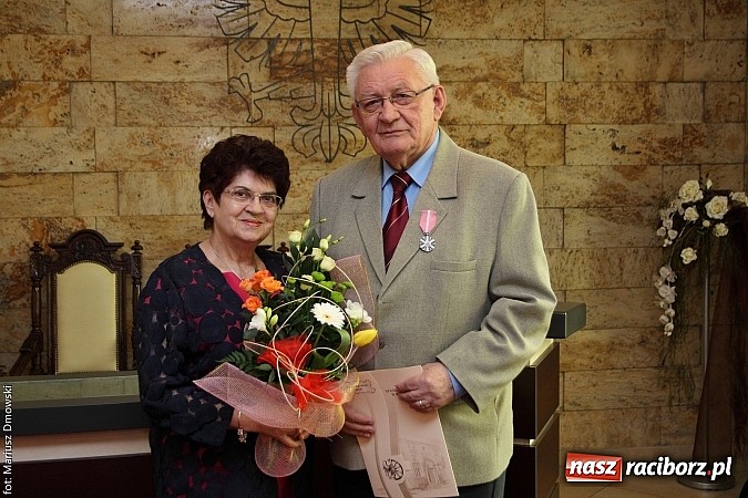 Zdjęcie w galerii na portalu naszraciborz.pl: Wspomnień czar, czyli Złote Gody w Urzędzie Stanu Cywilnego wiadomości z regionu