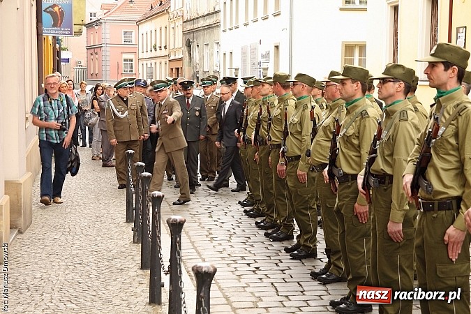 Zdjęcie w galerii na portalu naszraciborz.pl: Uroczyste obchody XXIV rocznicy powstania Straży Granicznej wiadomości z regionu