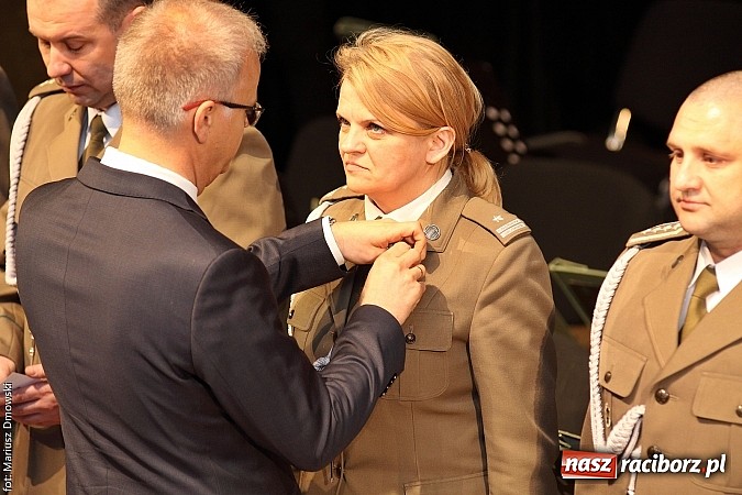 Zdjęcie w galerii na portalu naszraciborz.pl: Uroczyste obchody XXIV rocznicy powstania Straży Granicznej wiadomości z regionu