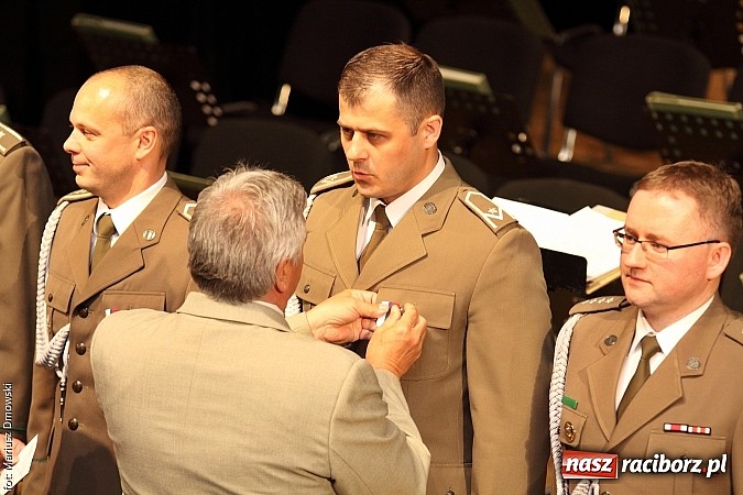 Zdjęcie w galerii na portalu naszraciborz.pl: Uroczyste obchody XXIV rocznicy powstania Straży Granicznej wiadomości z regionu