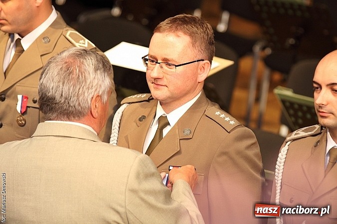 Zdjęcie w galerii na portalu naszraciborz.pl: Uroczyste obchody XXIV rocznicy powstania Straży Granicznej wiadomości z regionu