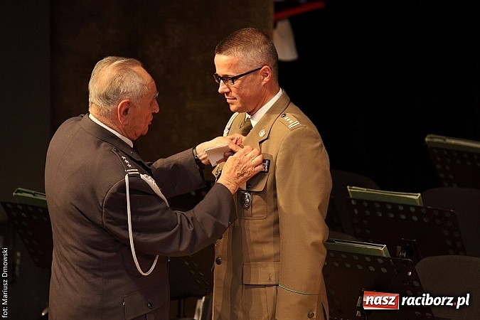 Zdjęcie w galerii na portalu naszraciborz.pl: Uroczyste obchody XXIV rocznicy powstania Straży Granicznej wiadomości z regionu