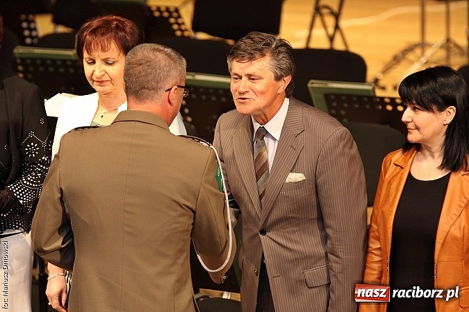 Zdjęcie w galerii na portalu naszraciborz.pl: Uroczyste obchody XXIV rocznicy powstania Straży Granicznej wiadomości z regionu