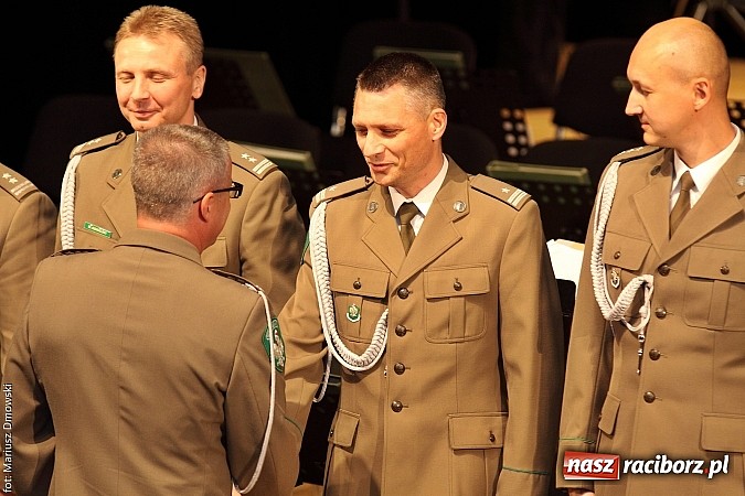 Zdjęcie w galerii na portalu naszraciborz.pl: Uroczyste obchody XXIV rocznicy powstania Straży Granicznej wiadomości z regionu