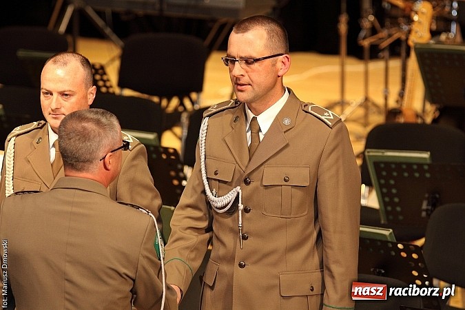 Zdjęcie w galerii na portalu naszraciborz.pl: Uroczyste obchody XXIV rocznicy powstania Straży Granicznej wiadomości z regionu