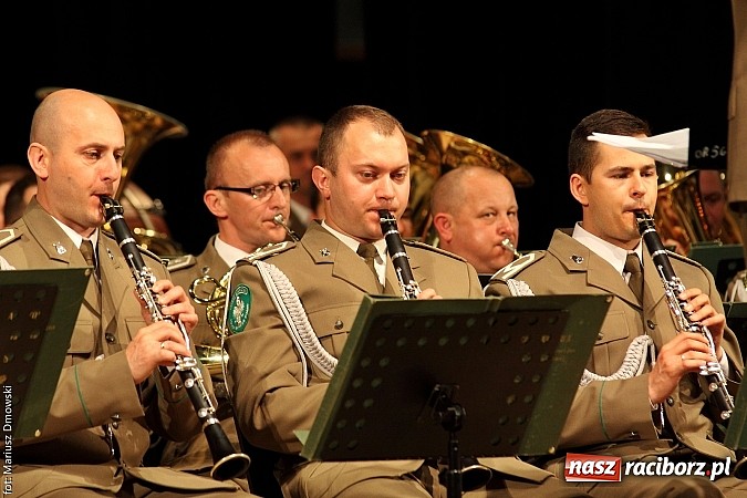 Zdjęcie w galerii na portalu naszraciborz.pl: Uroczyste obchody XXIV rocznicy powstania Straży Granicznej wiadomości z regionu