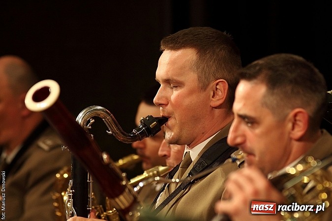 Zdjęcie w galerii na portalu naszraciborz.pl: Uroczyste obchody XXIV rocznicy powstania Straży Granicznej wiadomości z regionu