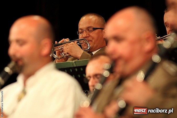 Zdjęcie w galerii na portalu naszraciborz.pl: Uroczyste obchody XXIV rocznicy powstania Straży Granicznej wiadomości z regionu