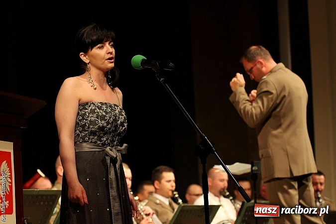 Zdjęcie w galerii na portalu naszraciborz.pl: Uroczyste obchody XXIV rocznicy powstania Straży Granicznej wiadomości z regionu