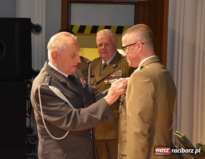 Zdjęcie w galerii na portalu naszraciborz.pl: Uroczyste obchody XXIV rocznicy powstania Straży Granicznej wiadomości z regionu