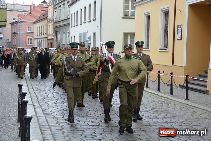 Zdjęcie w galerii na portalu naszraciborz.pl: Uroczyste obchody XXIV rocznicy powstania Straży Granicznej wiadomości z regionu