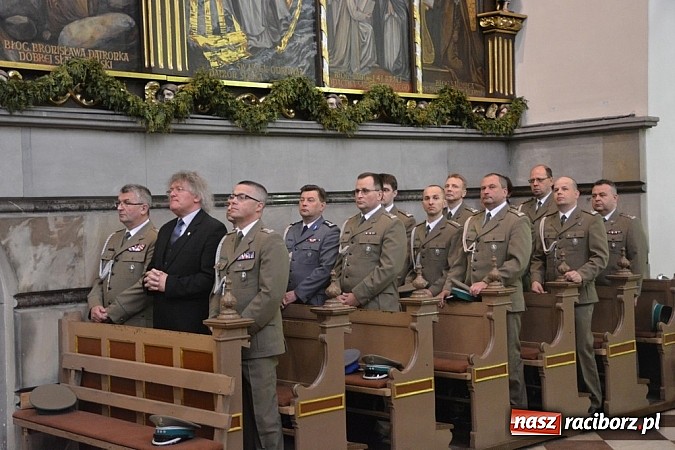 Zdjęcie w galerii na portalu naszraciborz.pl: Uroczyste obchody XXIV rocznicy powstania Straży Granicznej wiadomości z regionu