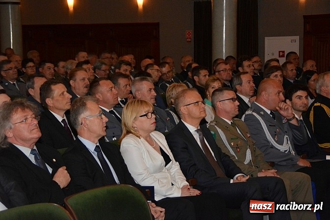 Zdjęcie w galerii na portalu naszraciborz.pl: Uroczyste obchody XXIV rocznicy powstania Straży Granicznej wiadomości z regionu