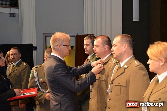 Zdjęcie w galerii na portalu naszraciborz.pl: Uroczyste obchody XXIV rocznicy powstania Straży Granicznej wiadomości z regionu