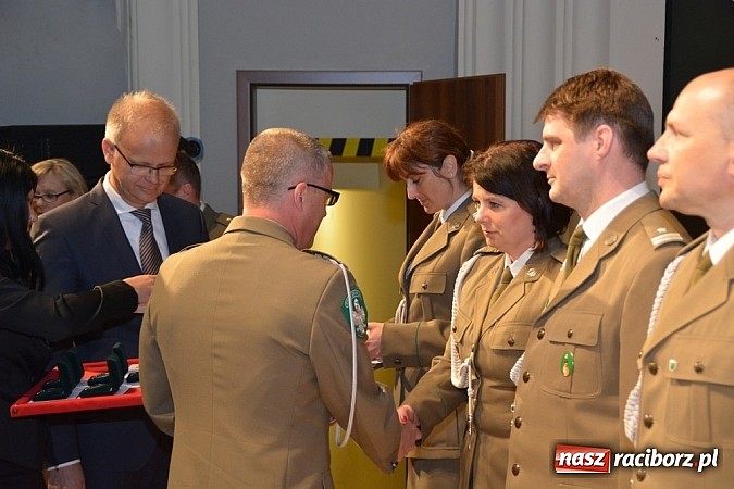 Zdjęcie w galerii na portalu naszraciborz.pl: Uroczyste obchody XXIV rocznicy powstania Straży Granicznej wiadomości z regionu
