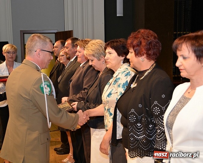 Zdjęcie w galerii na portalu naszraciborz.pl: Uroczyste obchody XXIV rocznicy powstania Straży Granicznej wiadomości z regionu