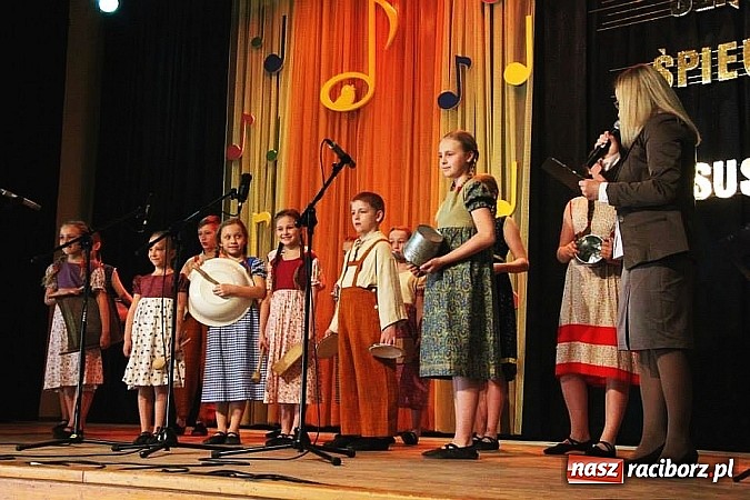 Zdjęcie w galerii na portalu naszraciborz.pl: Mali Raciborzanie wystąpią w siedzibie Zespołu Śląsk  wiadomości z regionu