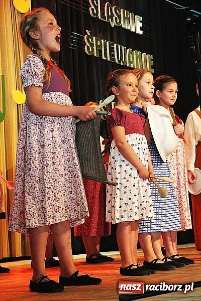 Zdjęcie w galerii na portalu naszraciborz.pl: Mali Raciborzanie wystąpią w siedzibie Zespołu Śląsk  wiadomości z regionu